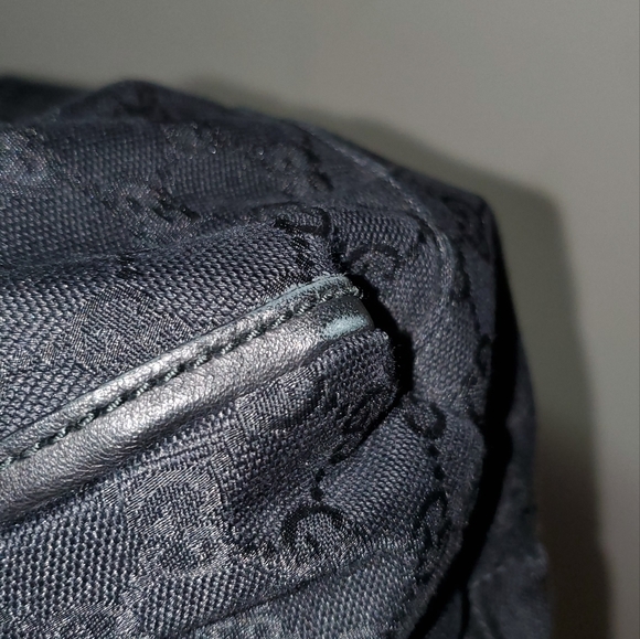 Gucci D Ring Hobo Canvas - Picture 15 of 16